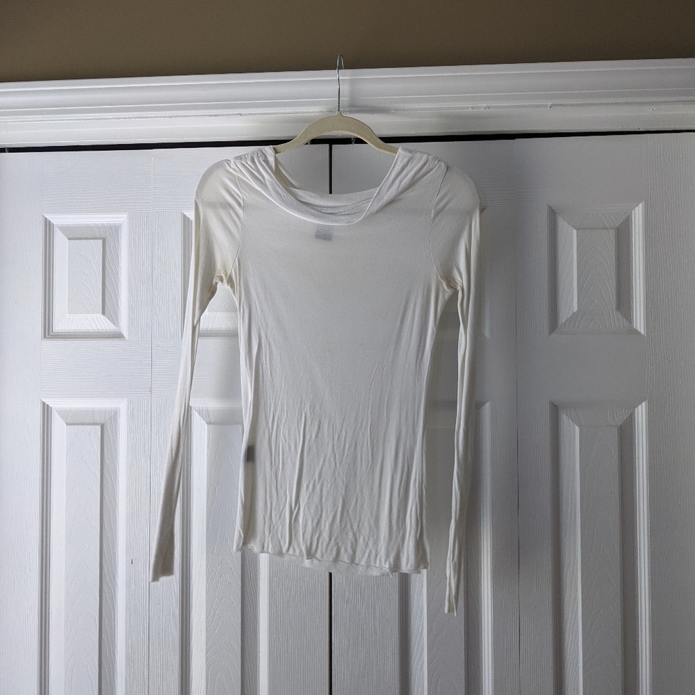 Long sleeve t-shirt